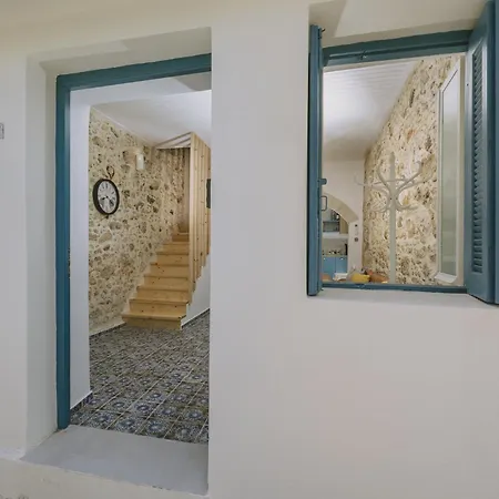 Minoos With Roof Pool * Rethimnon