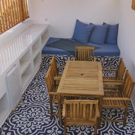 Vakantiehuis Minoos With Roof Pool