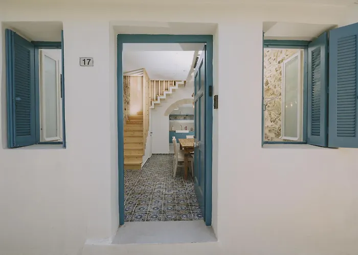 Minoos With Roof Pool Vakantiehuis