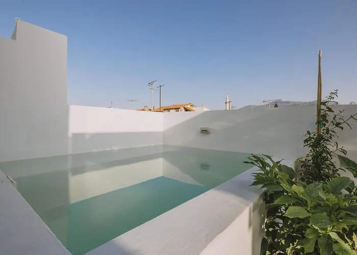 Minoos With Roof Pool *